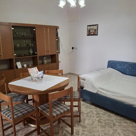 Holiday home Capariella House
